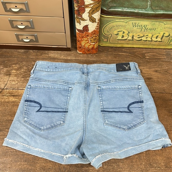 American Eagle Shorts Super Stretch Size 12 Hi Rise Shortie - Picture 5 of 6